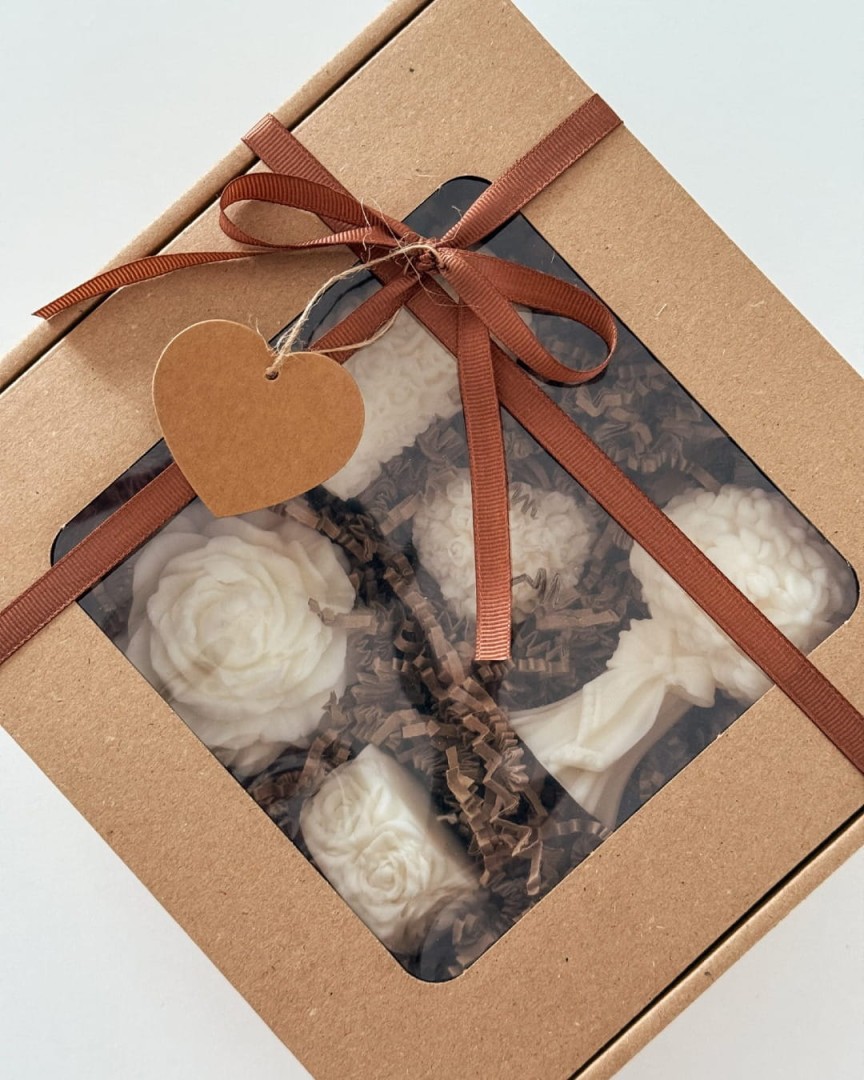 zestaw prezentowy xl ze świecami sojowymi w kształcie kwiatów candy candles